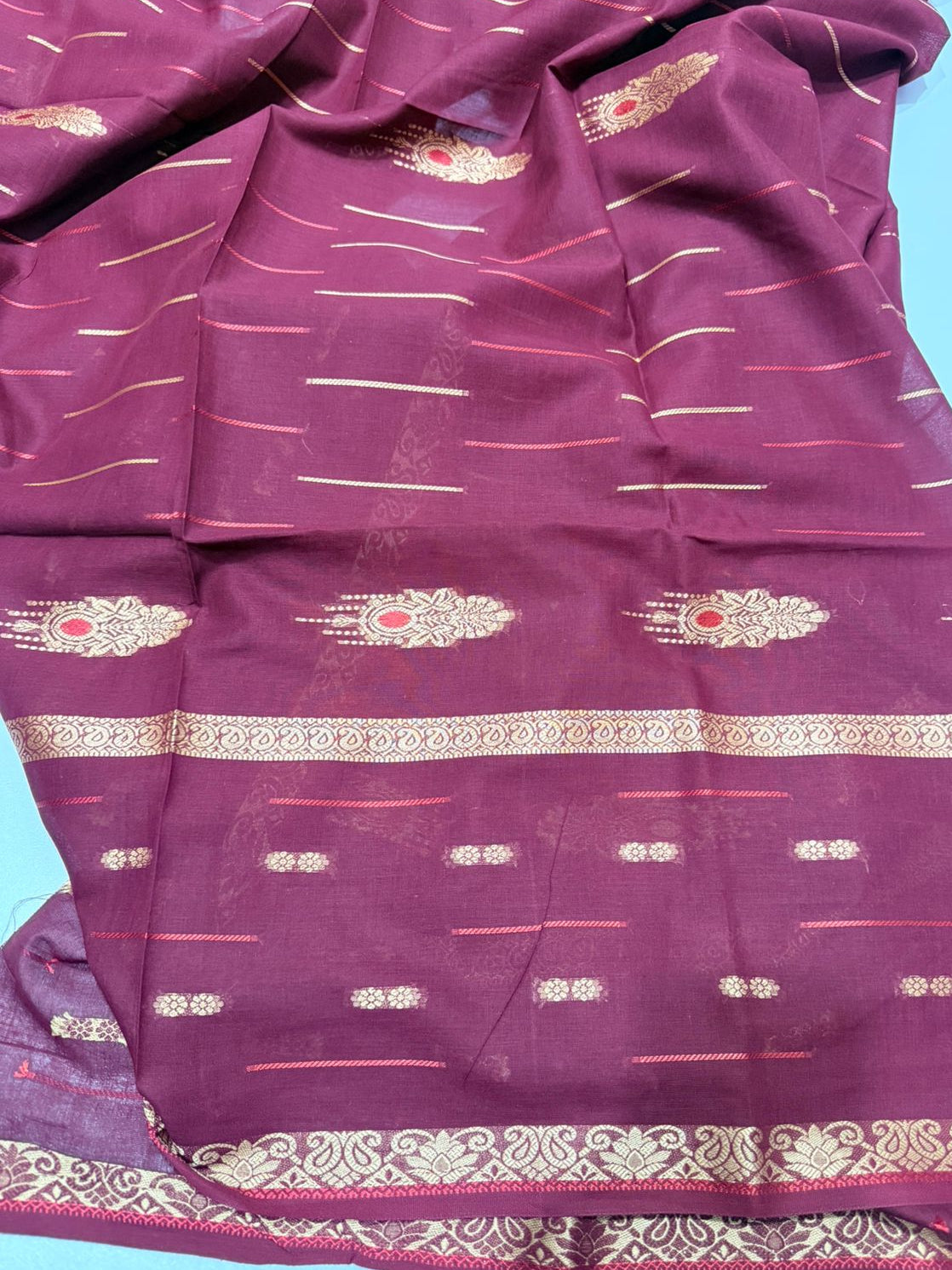 PURE LAWN GOLDEN LINE BORDER JAQUARD TARKASHI SHAWL