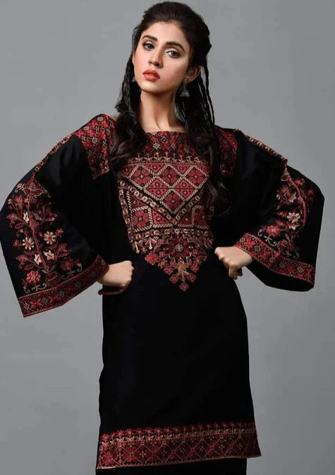 KAYSERIA- 3PC LAWN HEAVY EMBROIDERED SHIRT WITH BAMBER CHFFON EMBROIDERED DUPATTA