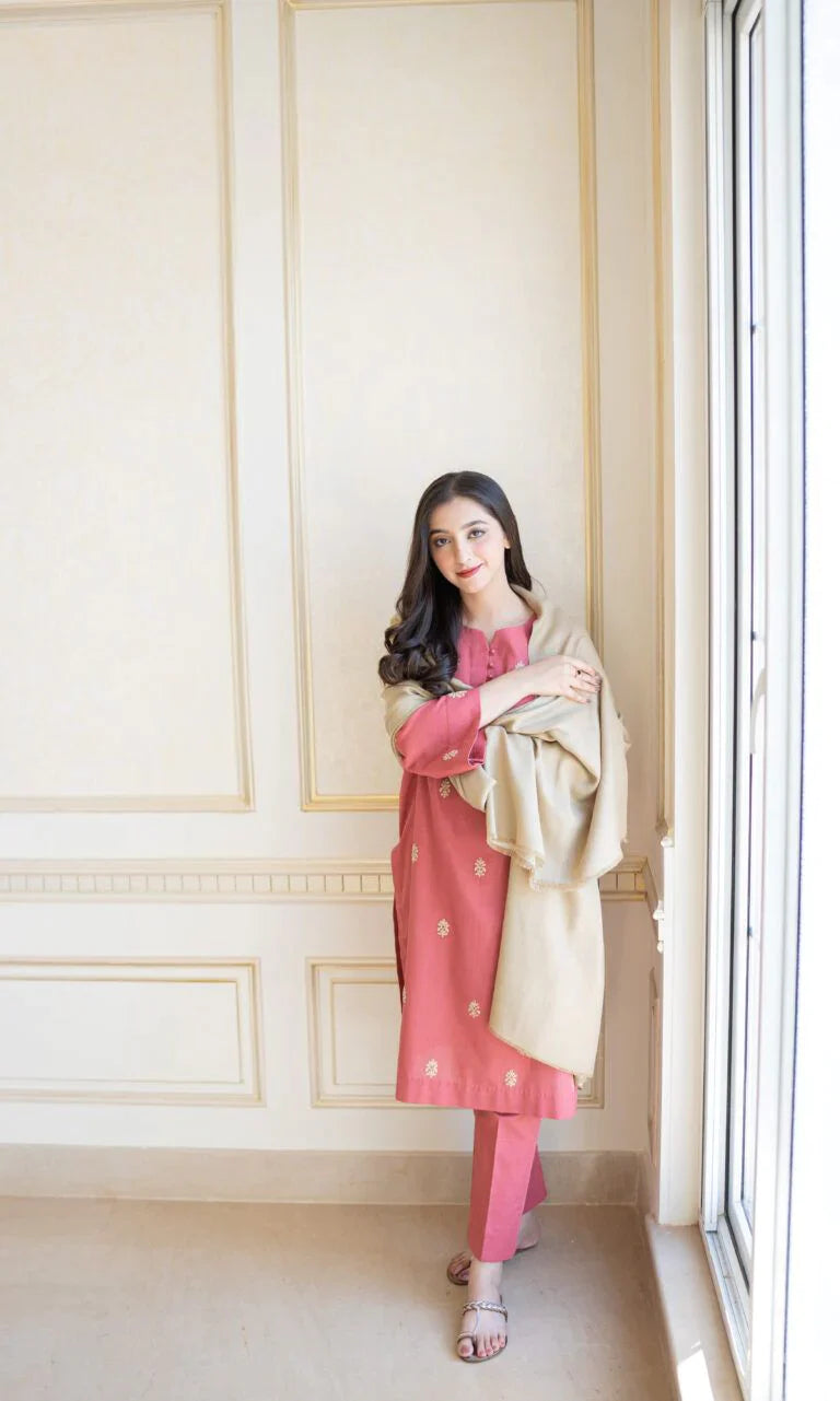 Pink Embroidered 3Pc Dhanak 124