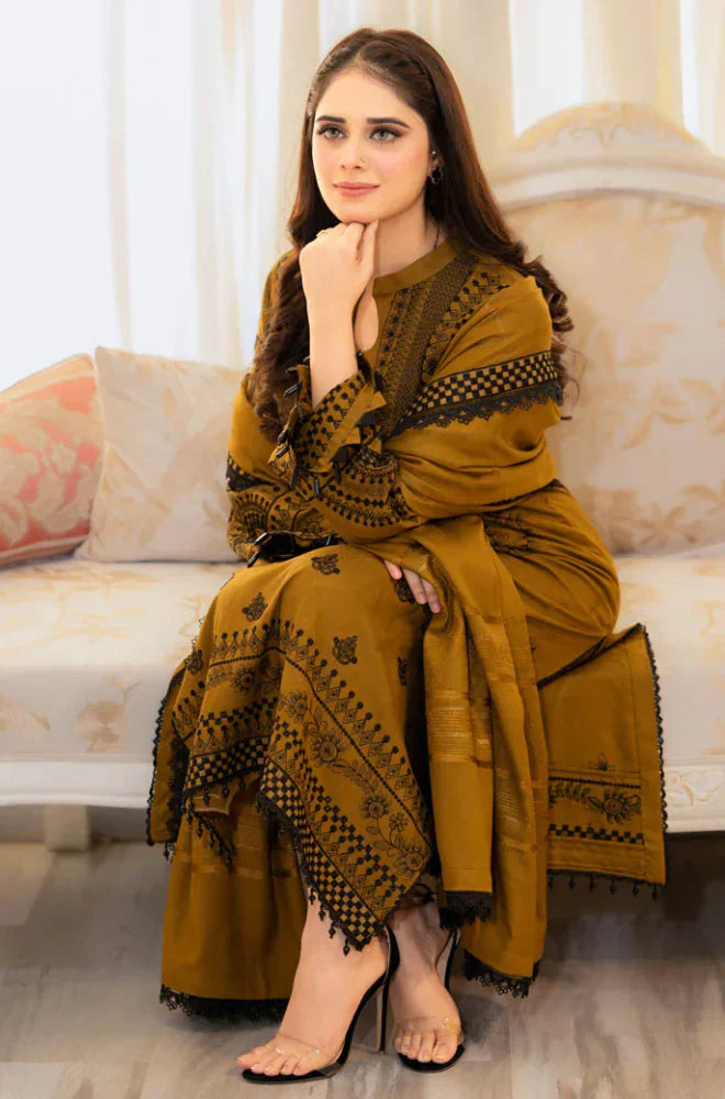 3PC Lawn Embroidered Suit