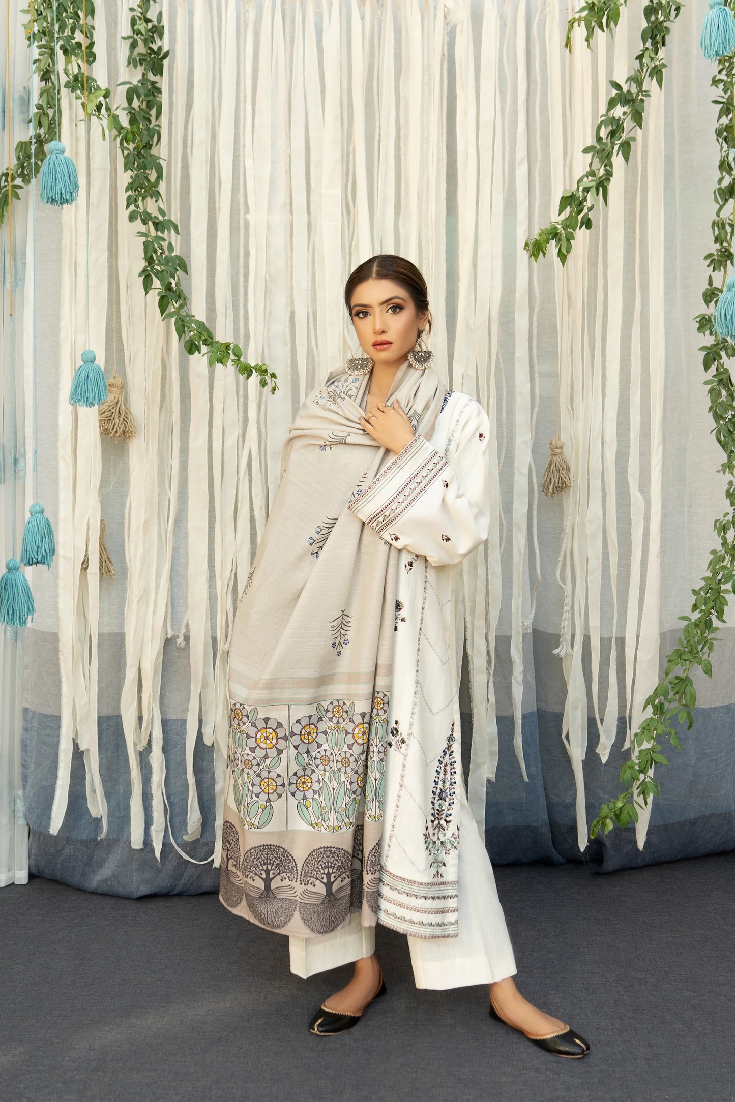 Urge - 3PC Dhanak Embroidered Shirt with Printed Wool Shawl- SP97